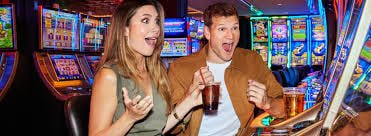 Lightning Roulette live table with multiplier display on astina333 mobile app